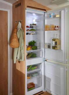 The Provence - integrated fridgefreezer