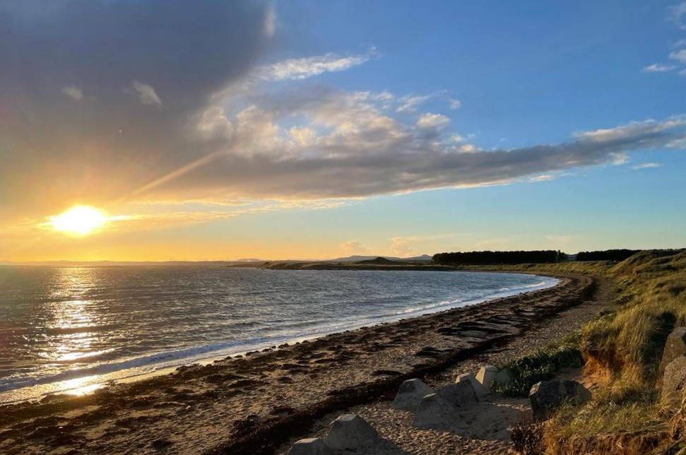 Autumn sunshine at Shell Bay, Elie Holiday Park
