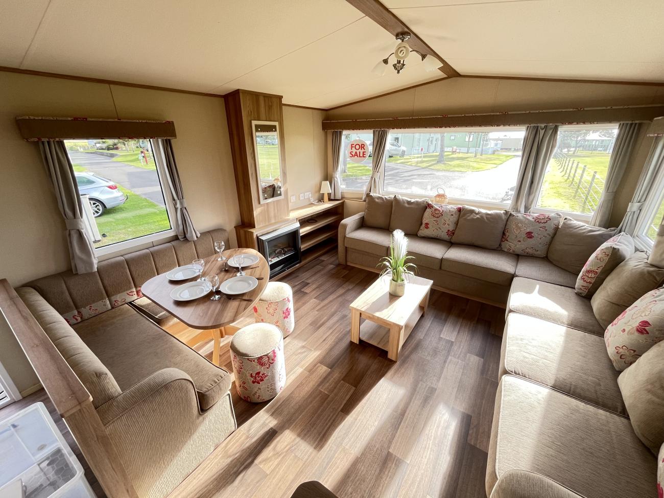 The Oakley_Lounge