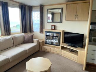 The Melrose - cosy lounge with sea view