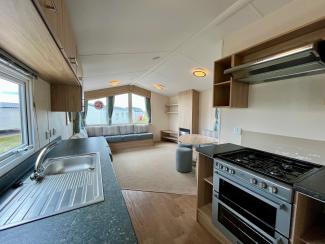 The Salsa - galley kitchen