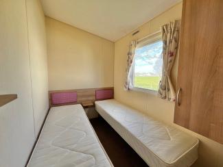 The Sunscape - second twin bedroom with park views
