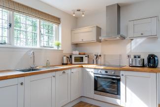 The Lady Bluebell - large luxury kitchen with garden views