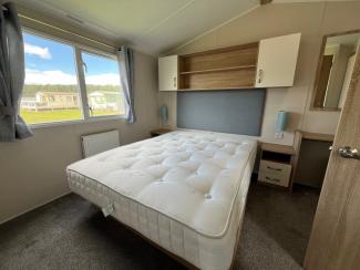 The Sierra - master bedroom
