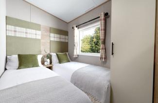The Keswick twin bedroom