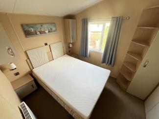 The Westmorland_main bedroom
