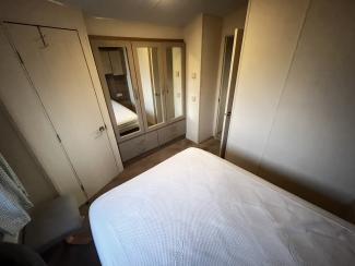 The Granada_main bedroom