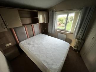 The Granada_main bedroom