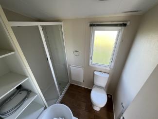 The Salsa_Main Bathroom