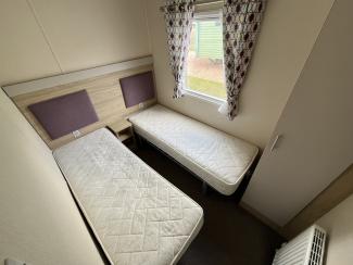 The Linwood_Twin Bedroom