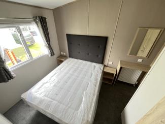 The Bayview_Main bedroom