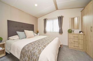 The Bayview_Main bedroom