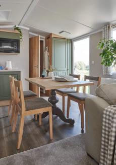 The Provence_Dining