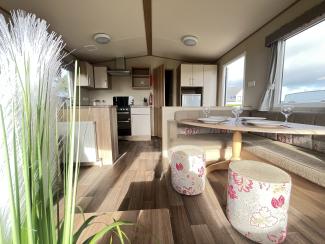 The Oakley_Dining